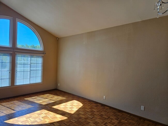 Photo - 3076 Valleywood Ct