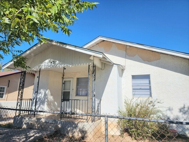 Photo - 521 S Main Ave