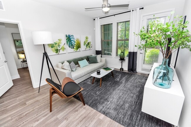 Photo - POINTE AT EAST SHORE