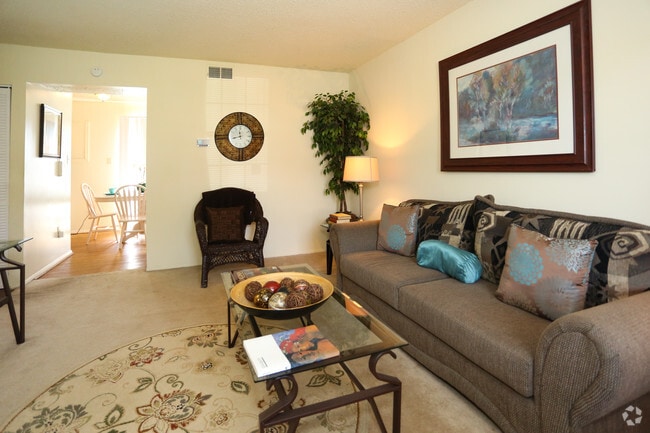 2 BR 1BA