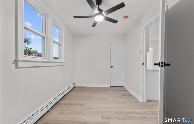 Photo - 32 Lamberton St Unidad 3