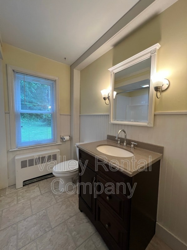 Photo - 180 Amherst Rd