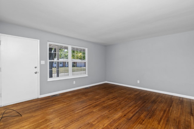 Photo - 3242 Greenbridge Dr