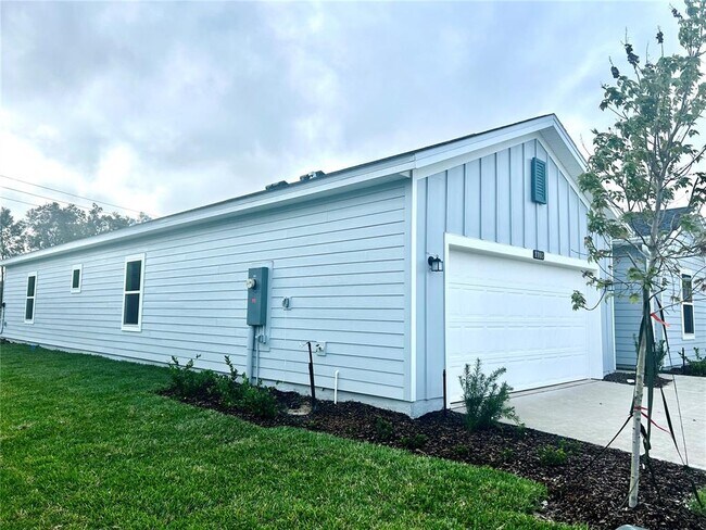 Photo - 1103 NW 44th Court Rd