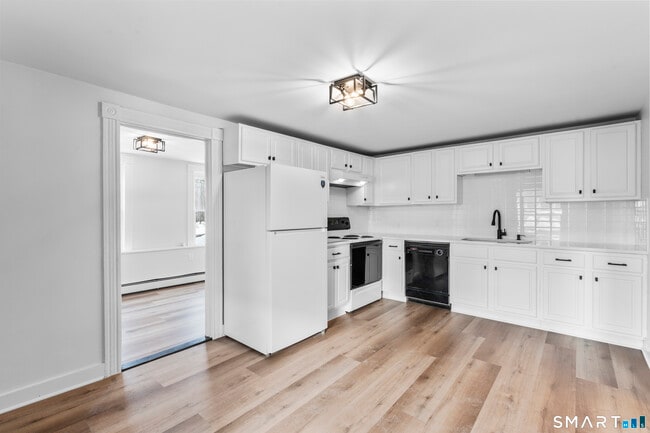 Photo - 30 Anthony St Unidad I