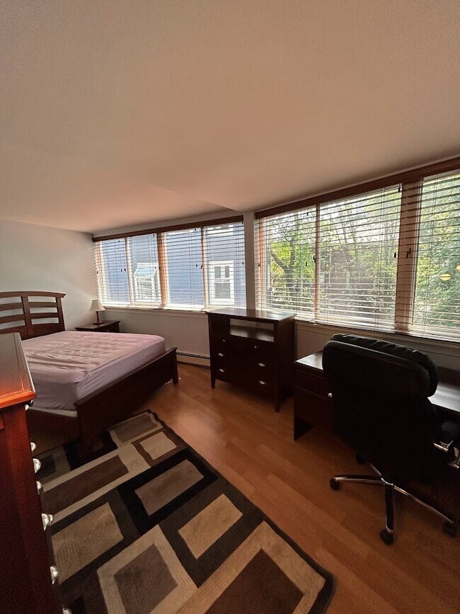 Photo - 516 Green St Unit 5C