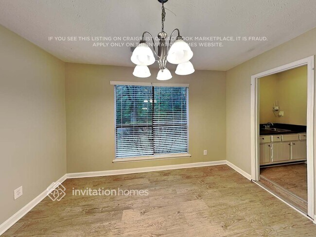 Photo - 3919 Cripple Creek Dr