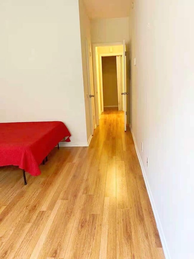 Photo - 1424 Amherst Ave