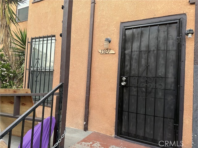 Photo - 1925 W 35th St