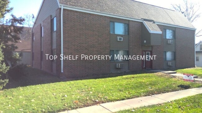 Building Photo - 103 S Grant-7 Unit 7