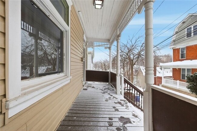 Photo - 112 Dewitt St