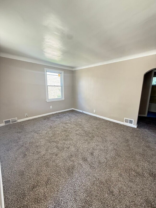 Photo - 3 BEDROOM HOME IN WARREN