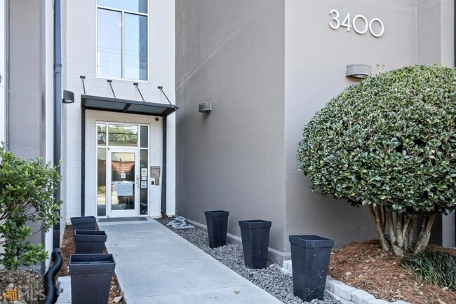 Exterior Entrance - 3400 Malone Dr Unit 107