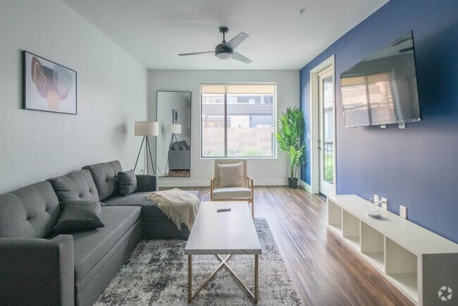 Building Photo - C2JX3W Tempe Rental