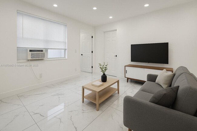 Photo - 5740 Mayo St Unidad 4