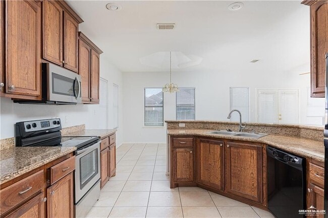 Photo - 1426 Bianca St