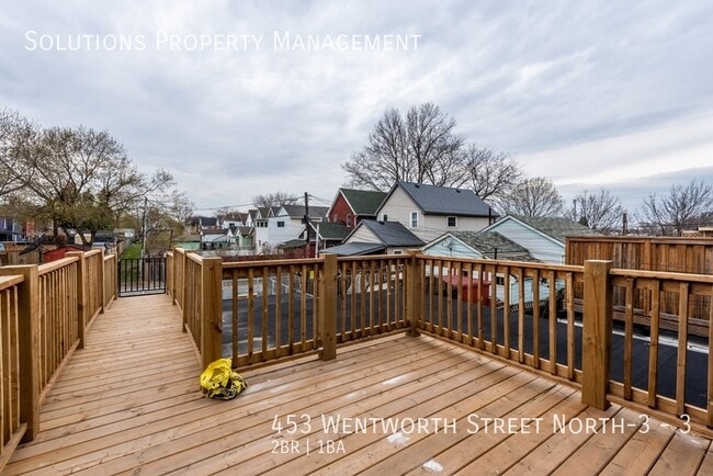 Photo - 453 Wentworth St N Unit 3