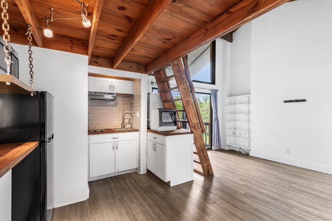 Photo - 2036 Corner Lake Dr