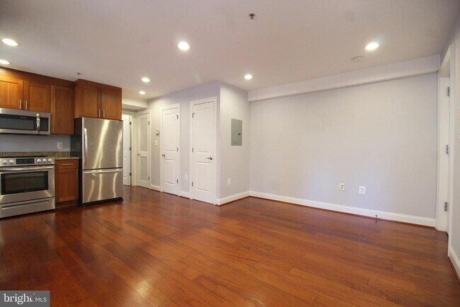 Photo - 1354 Euclid St NW Unit 303B
