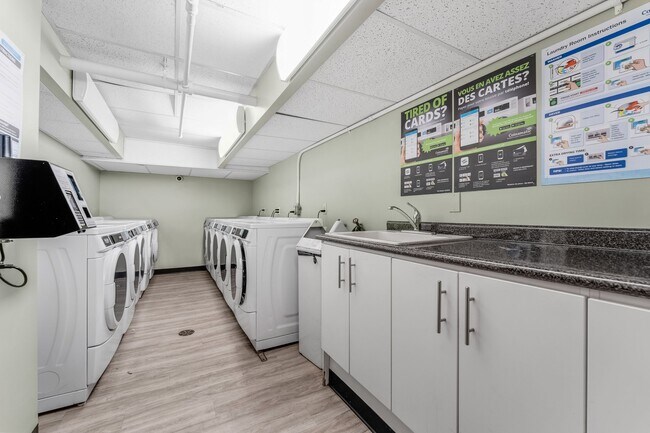 Photo - 145 York St Unit 905