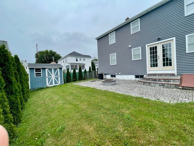 Photo - 871 King St