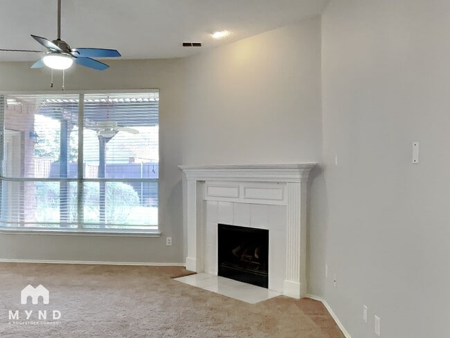 Photo - 4611 Basil Dr