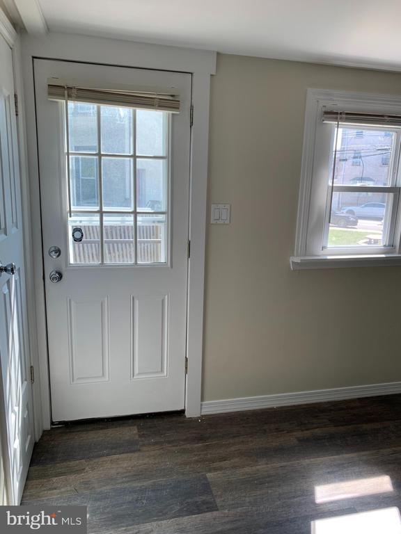 Photo - 4A Union Ave Unit 2ND FLOOR REAR