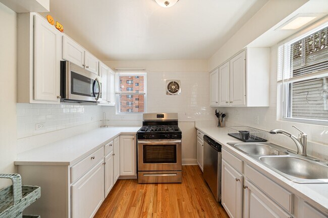 Photo - 1012 Garnett Pl