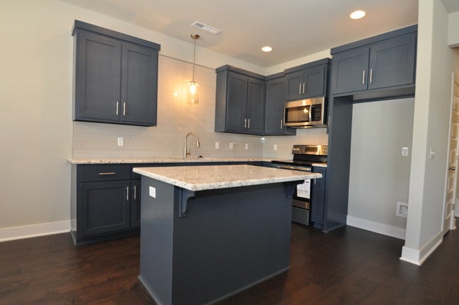 Photo - 2035 S Florida Way