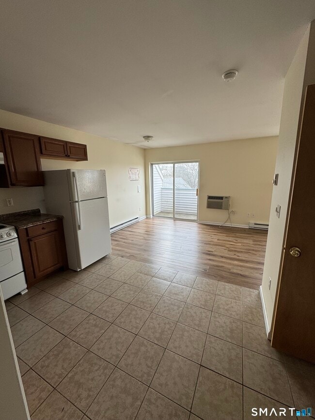 Photo - 4 Warwick St Unit APT 14