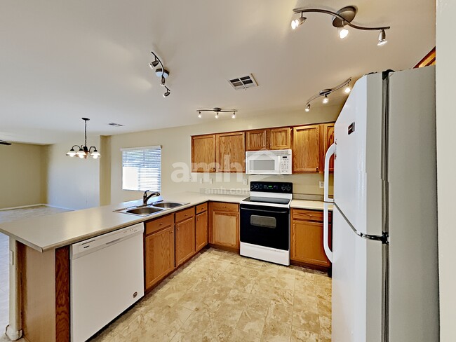 Photo - 22570 W Mohave St