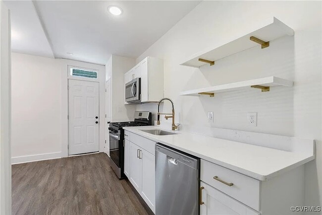 Photo - 3139 Ellwood Ave Unit D