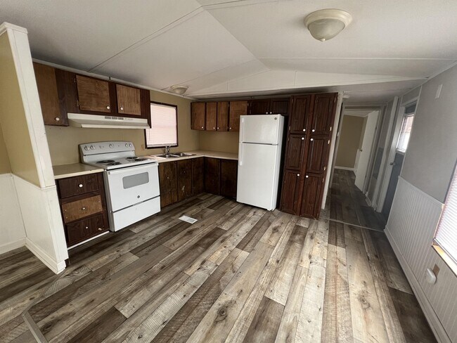 Photo - 1402 Chicopee Rd