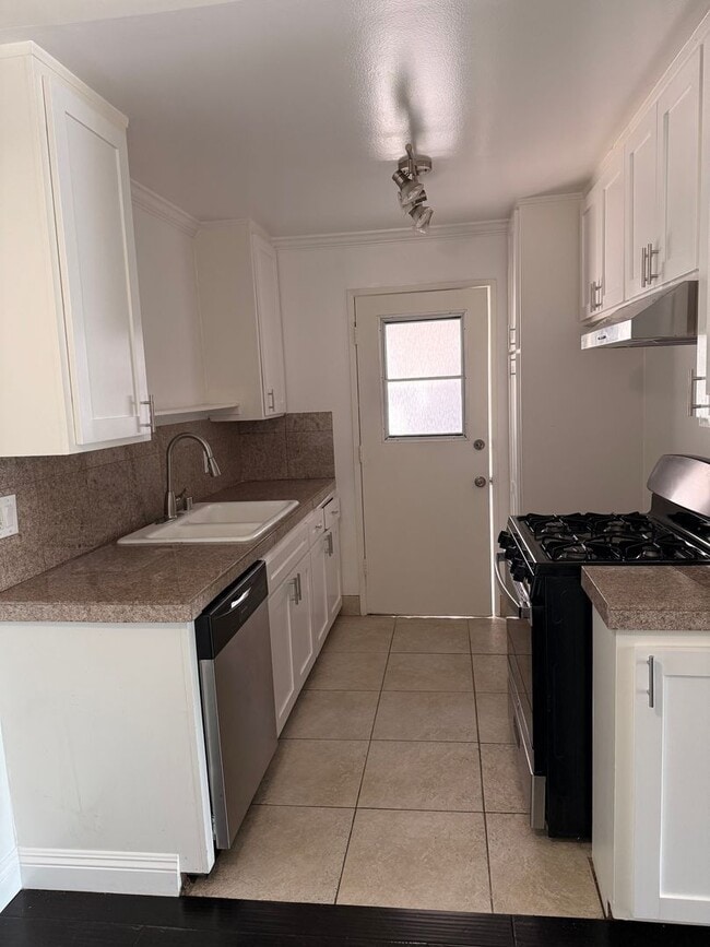 The Juanita Villa Townhomes