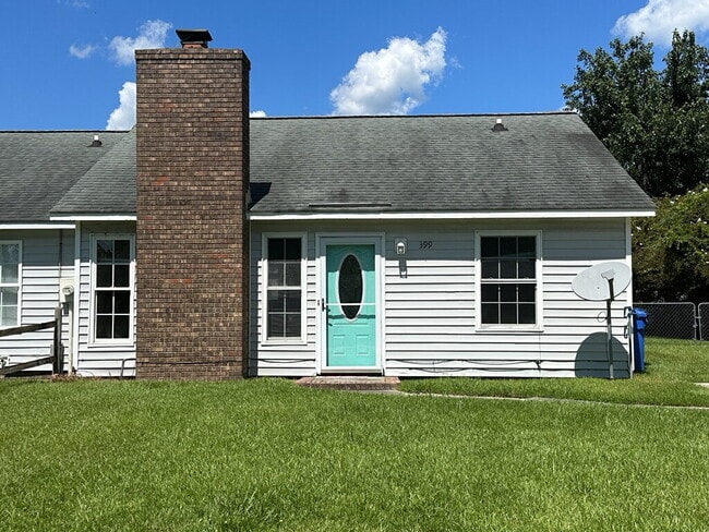 Building Photo - 399 W Frances St Rental