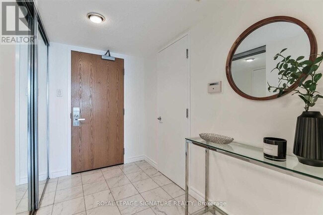 Photo - 38 Elm St Unité 2001