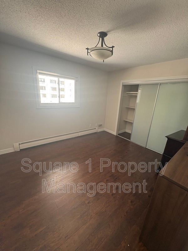 Photo - 10025-10117 117 St NW Unit 6