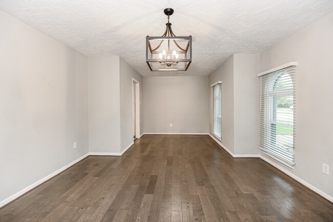 Photo - 7923 Dawnridge Dr