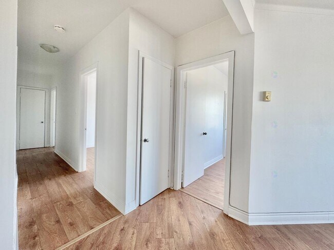 Photo - 341 Bd Graham