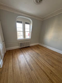 Photo - 192 King St E Unit 3