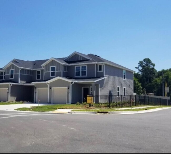 Photo - 52 Beach Palm Ct