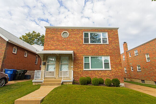 Photo - 5005 Winona Ave Unit A