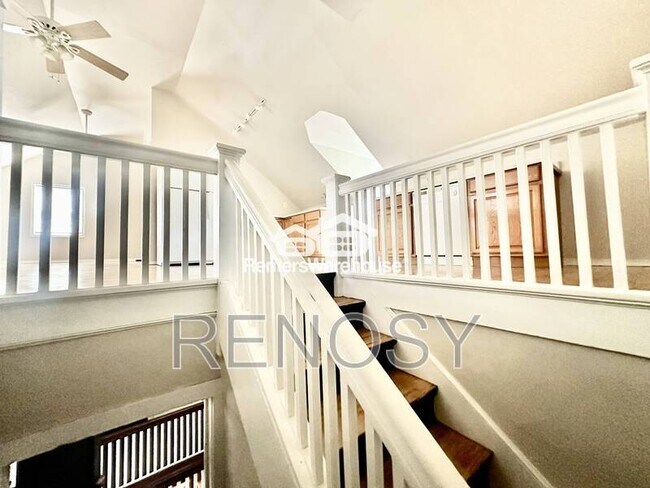 2300 Beaver Ave Unit 5