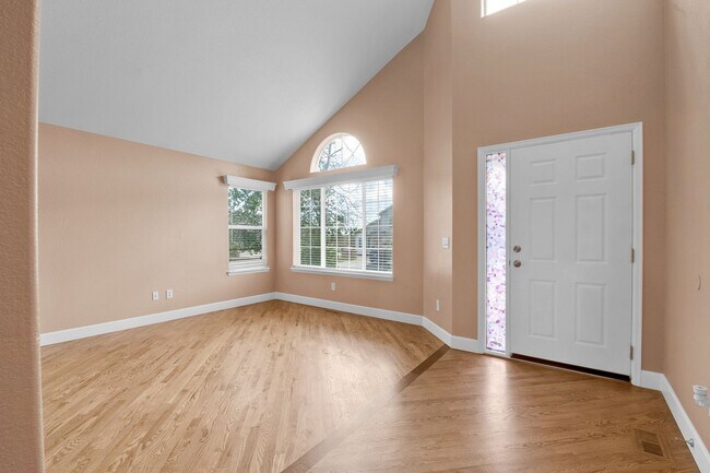 Photo - Beautiful home with 5 bedrooms, 3 1/2 bathrooms, 3-car garage available now!