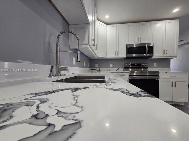 Photo - 8227 NW 39th St Unit 8227