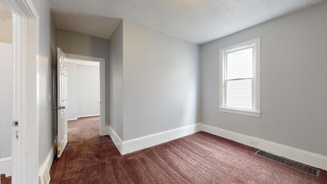 Photo - 3332 Walton Ave