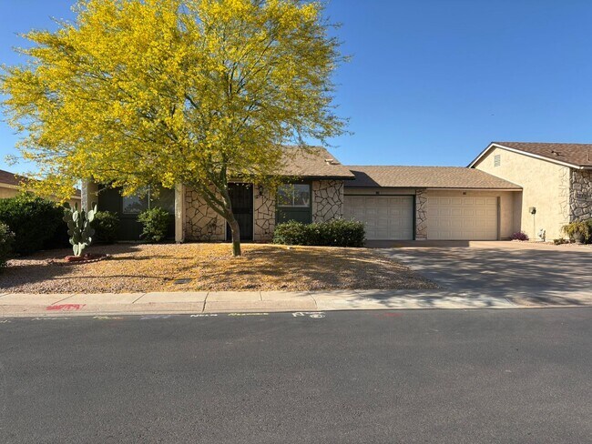 Photo - Fantastic Summer Getaway, Short Term Furnished In 45+ Active Adult Resort Community Available Sta...