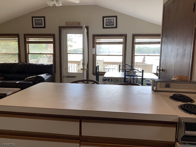 Photo - 703 N Lake Shore Dr