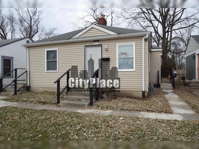 Photo - 3750 Hillside Ave