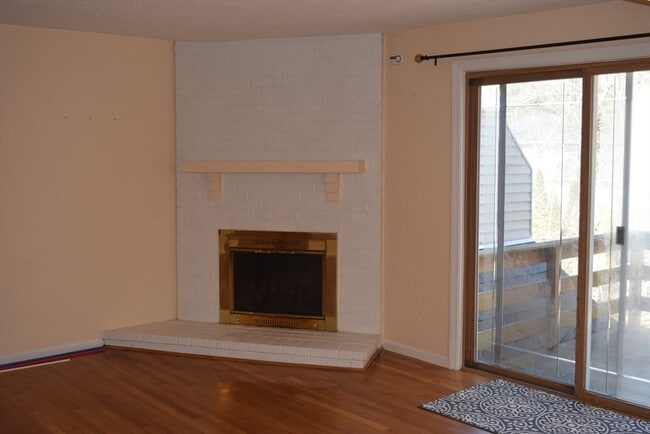 Photo - 11 Hilltop Ln